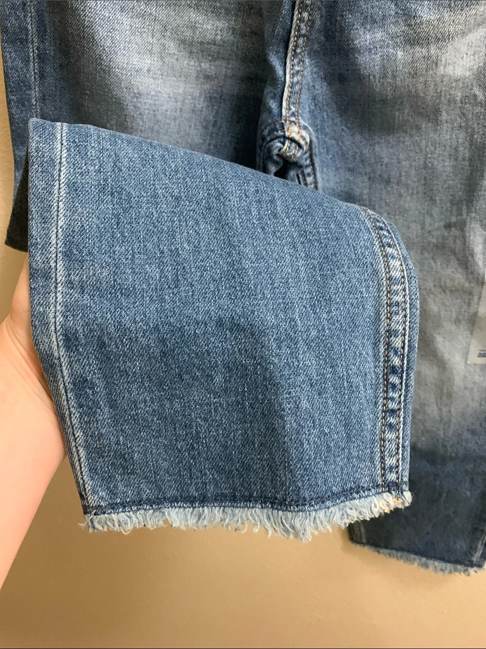 Old Navy High-Rise Slouchy Straight Adjustable Waist Jeans Size 8 Raw Hem New